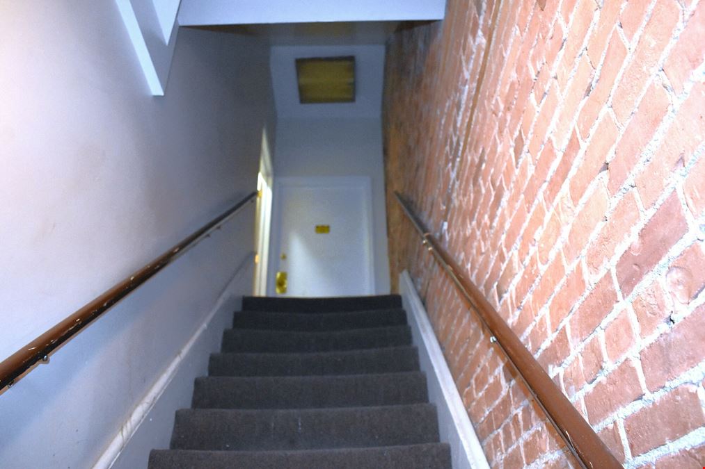 138 Court