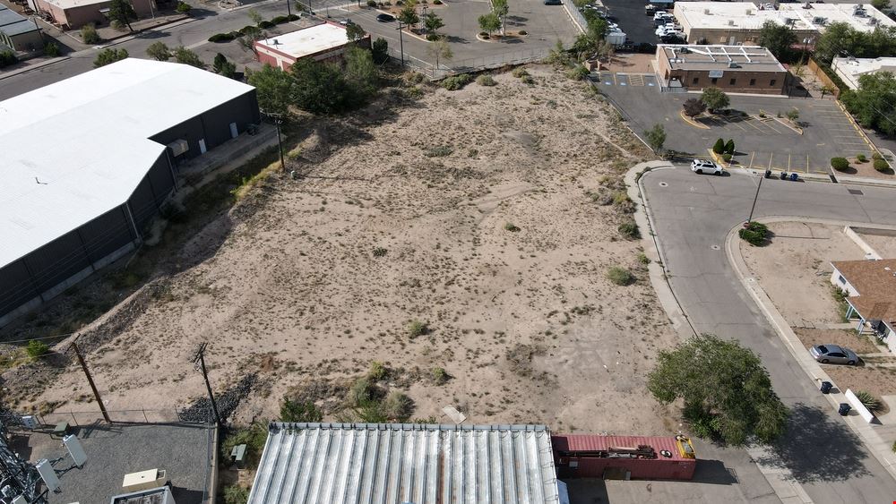 PRIME ±1.17 ACRE INDUSTRIAL YARD NEAR AIRPORT & I25