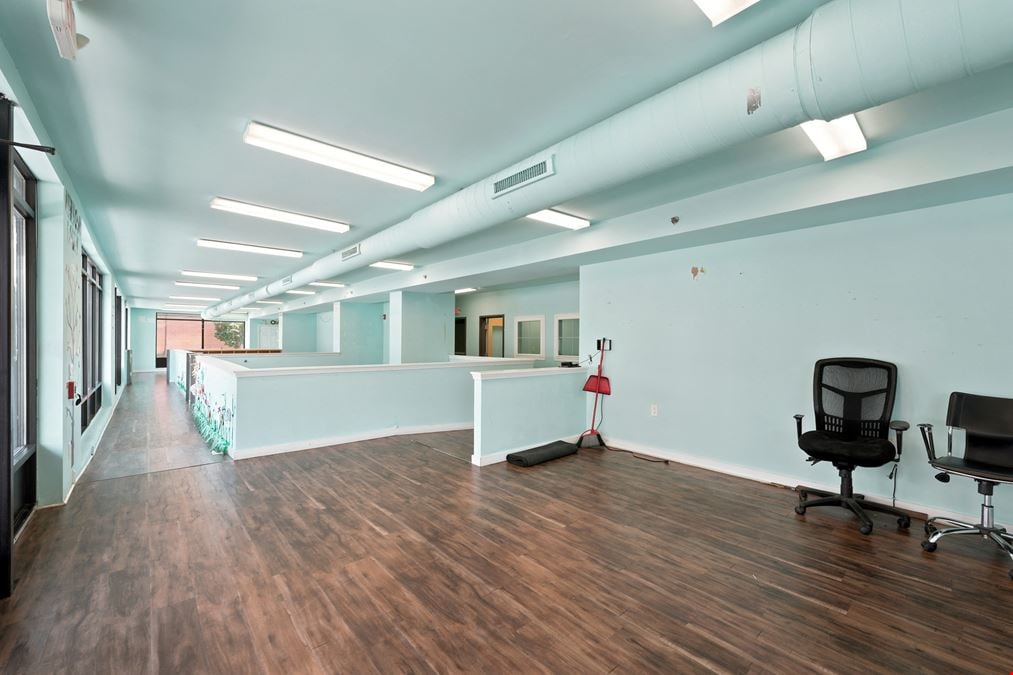 512-18 E Girard Ave