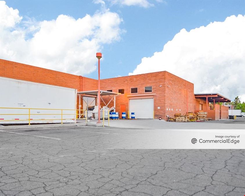 18008 North Black Canyon Hwy - Building B