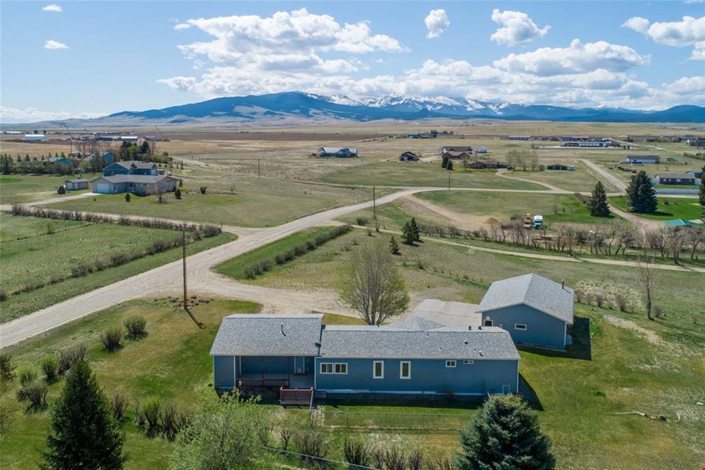 2582 Shoshone Dr