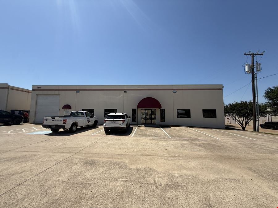 2812 Market Loop