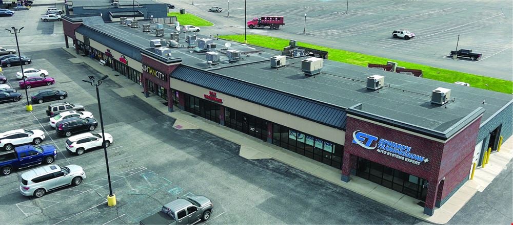 Preview of Retail space for Rent at 350-358 Southbridge Street