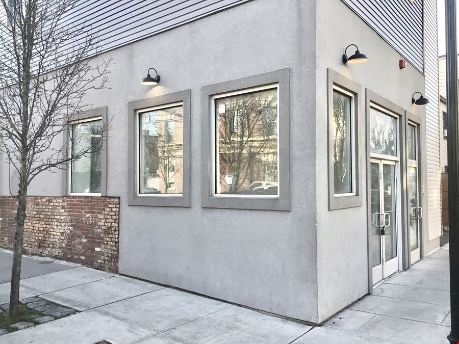 912 Bergenline Ave