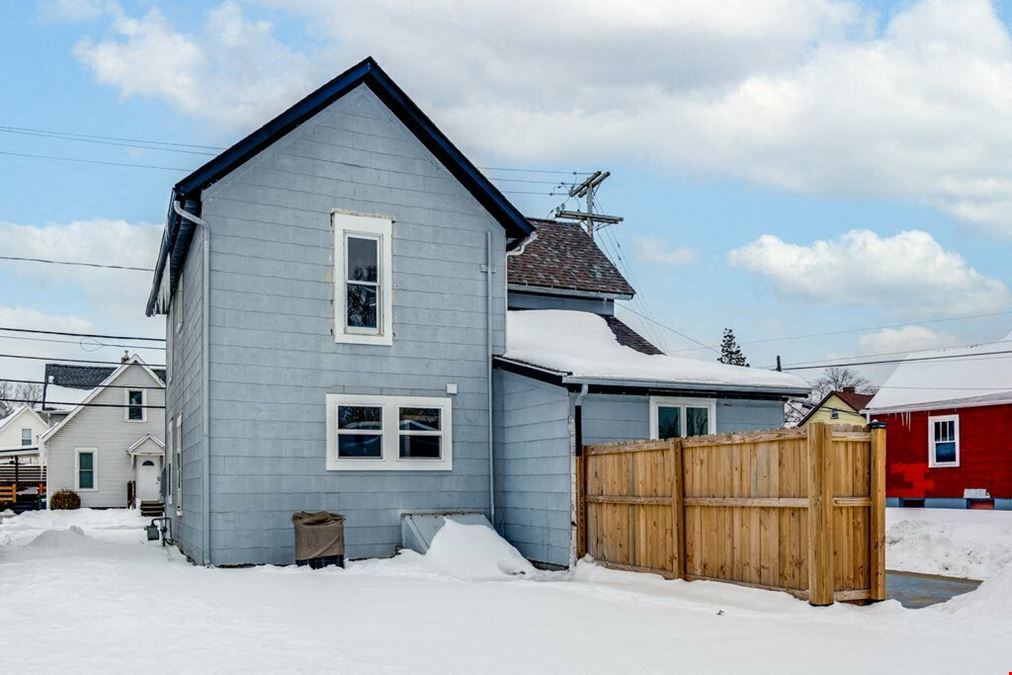124 3rd St SW