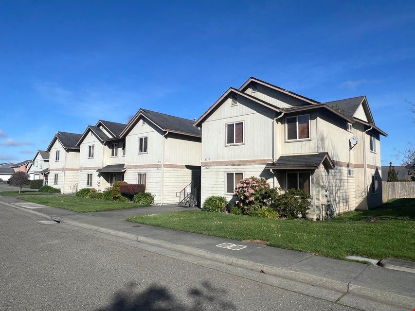 3200 Matthew Ln