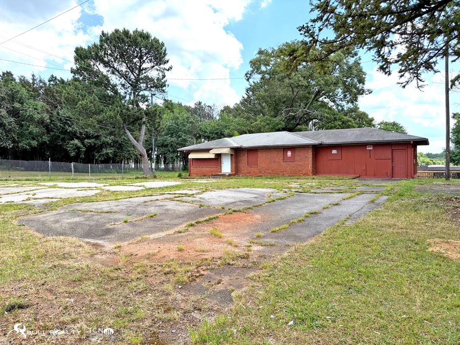 Under Contract | Value-Add Light Industrial Redevelopment Opportunity | ±1,454 SF