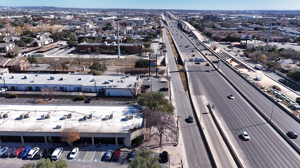 2391 NE Loop 410