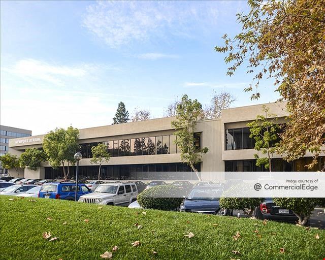 1601 Newport Plaza