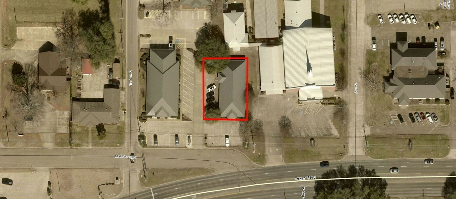 Professional Office Building | 4,109 SF