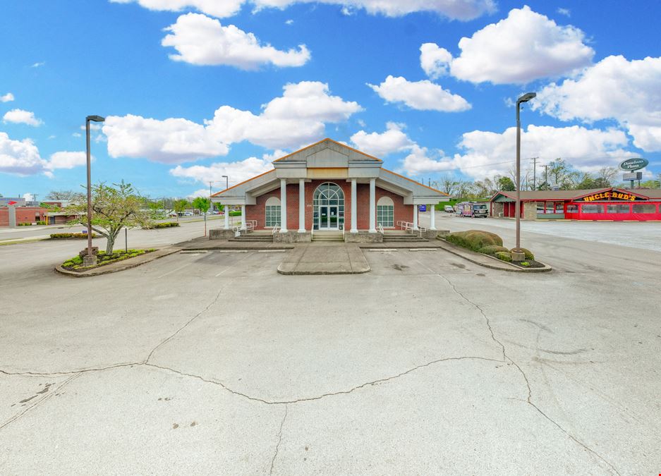 2725 Old Lebanon Pike