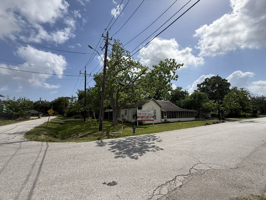 1814 1st St, Seabrook, TX 77586- Land Development Opportunity
