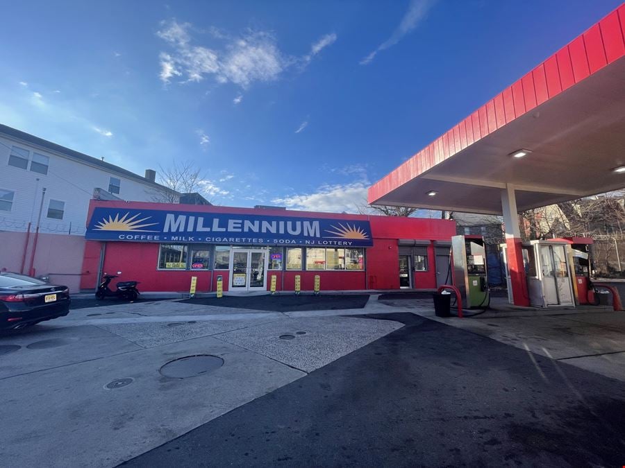 Gas Station with ±3,000 SF Convenience Store