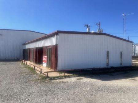 Preview of Industrial space for Sale at 907 West Dale Street