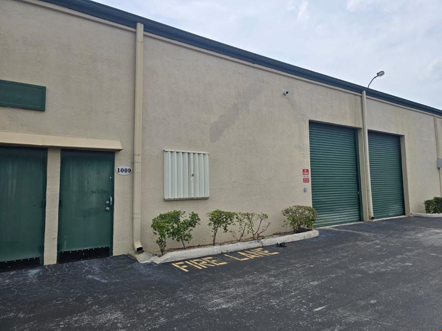 DOUBLE UNIT - Office/Warehouse/Industrial