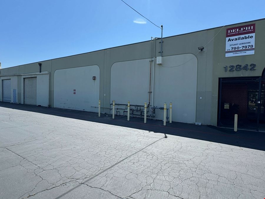 12842 Pierce St.