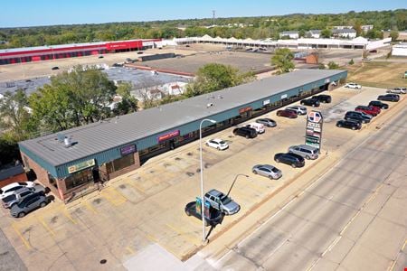 Preview of Retail space for Rent at 4325 N Sheridan Road