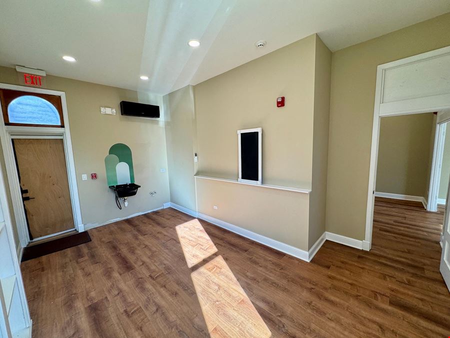 111 West Madison Street Unit F