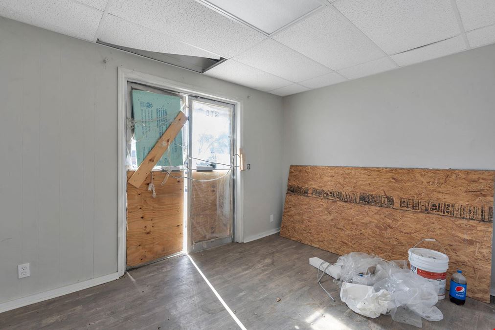 209 W Gordon Ave
