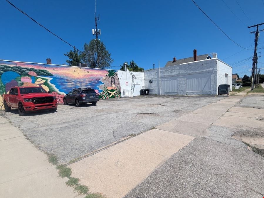 Historic 185th Corridor Commercial Building
