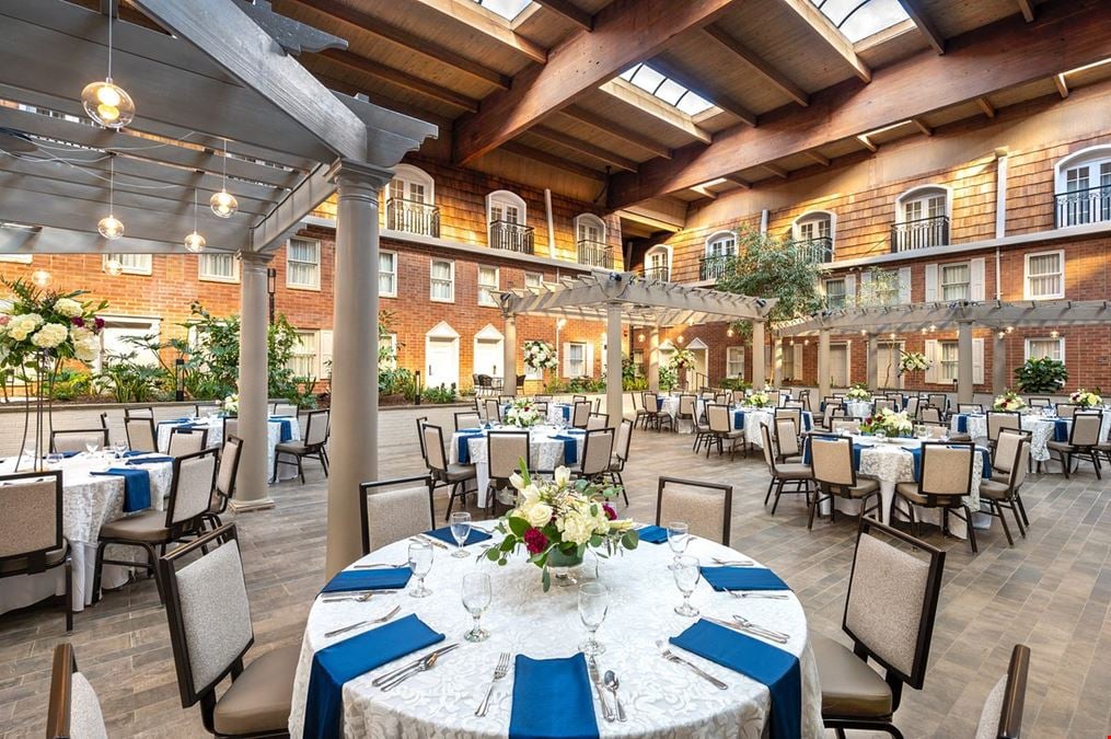 Crowne Plaza Albany - The Desmond Hotel