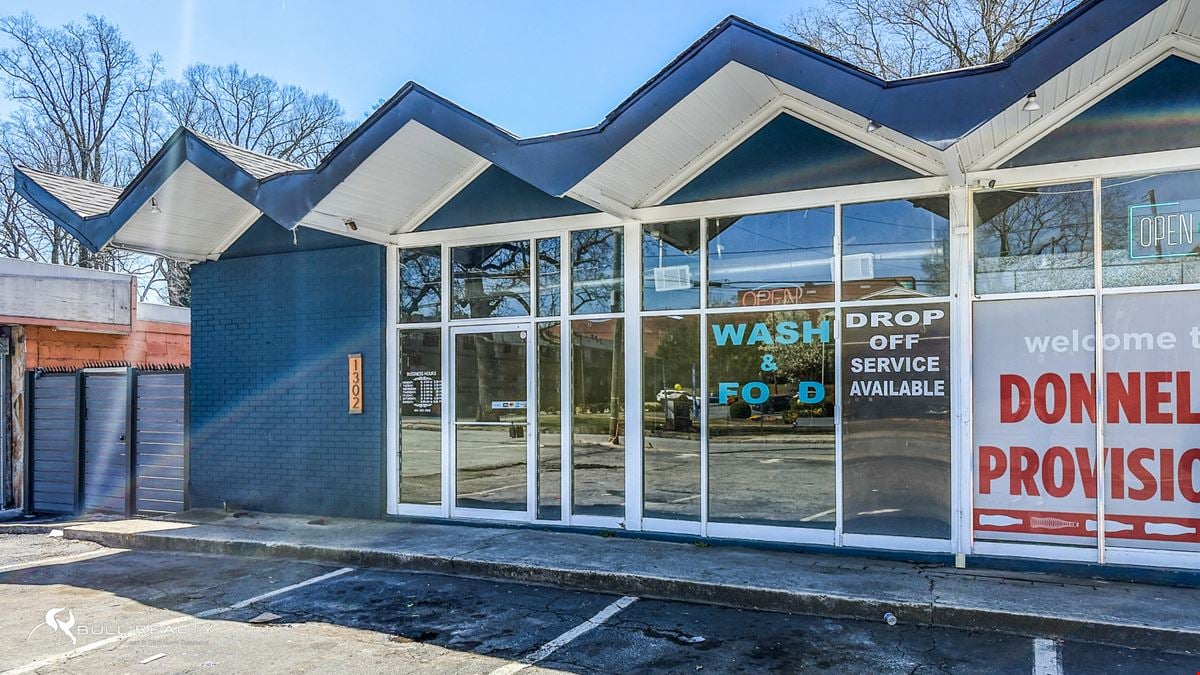 3-Tenant Neighborhood Retail Building Near West End BeltLine | 10.5% Cap Rate