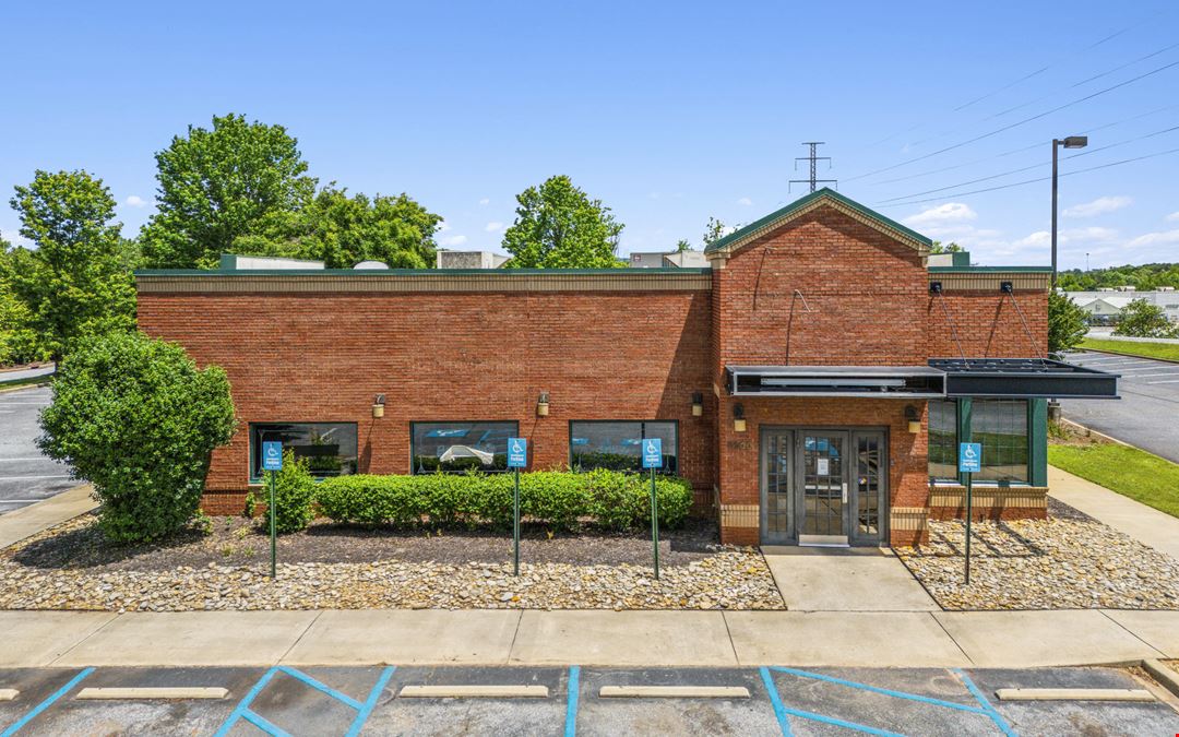 Former Applebees