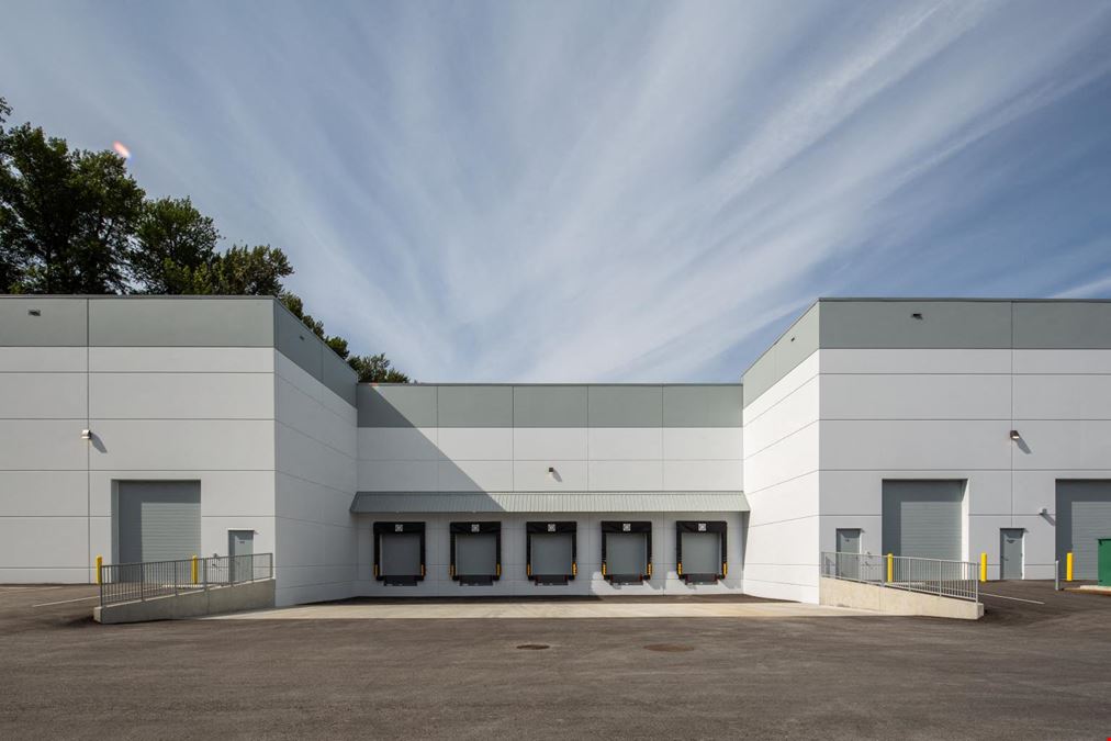 1355 Riverside Road (Building B - Riverside Road Business Park)