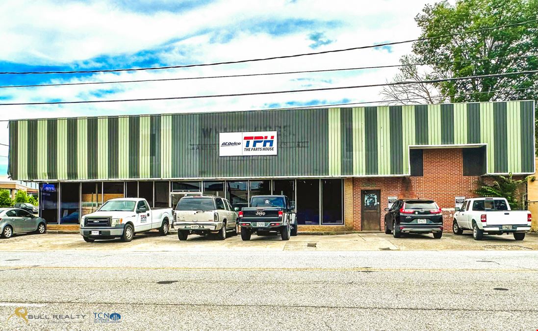 Single Tenant Net Leased - 8.5% Cap Rate | Downtown - Macon, GA