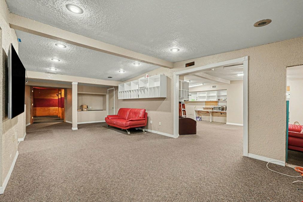 Freestanding Retail/Office Opportunity