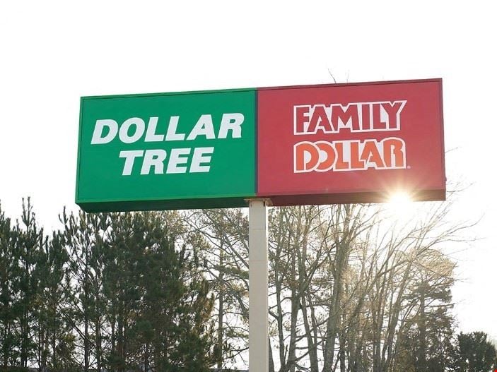 Family Dollar/Dollar Tree Combo Store