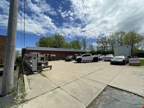 Industrial Building--Multi-Tenant Income Producing Property