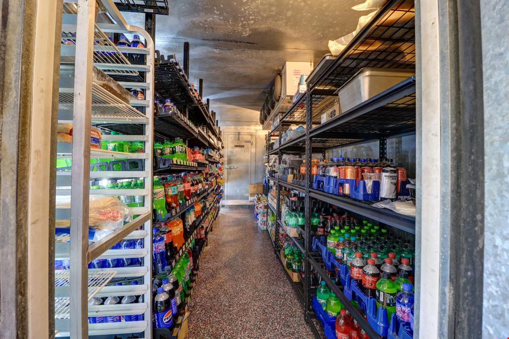 Retail in Fulton