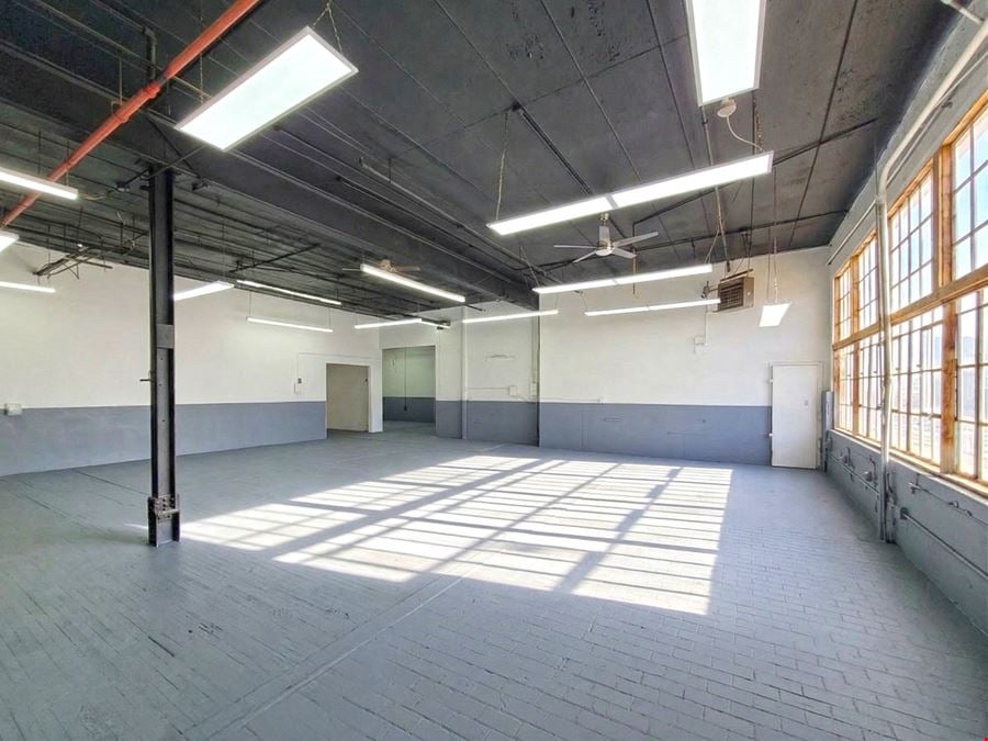 7,000 SF | 830 Barry Street | Hunts Point Industrial Space for Lease