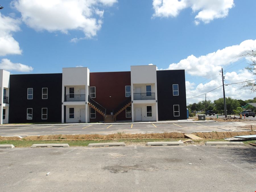 3825 S Expressway 83