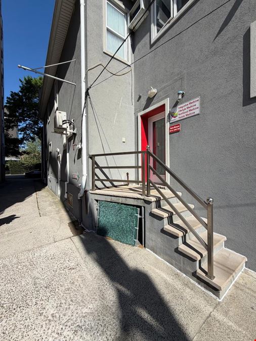 2467 Ocean Ave