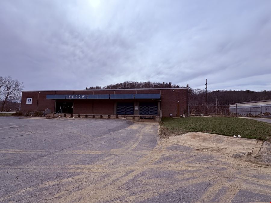 840 Riverside Drive