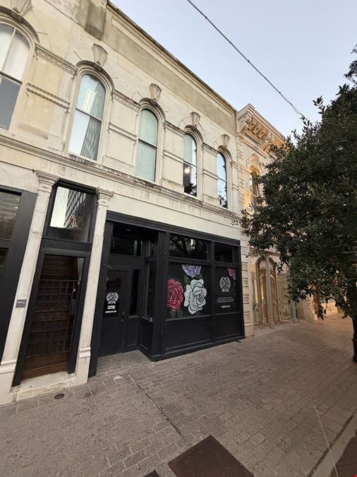 914 Congress Avenue