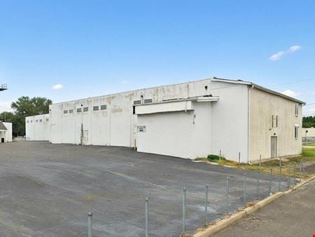 Preview of Industrial space for Rent at 619 Madison Street