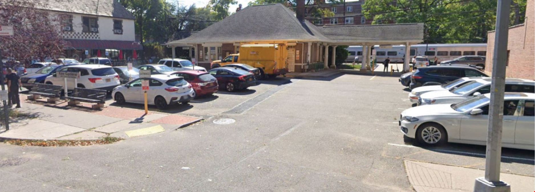 118-82 Metropolitan Ave #1B Kew Gardens Medical, Office, Retail NY 11415
