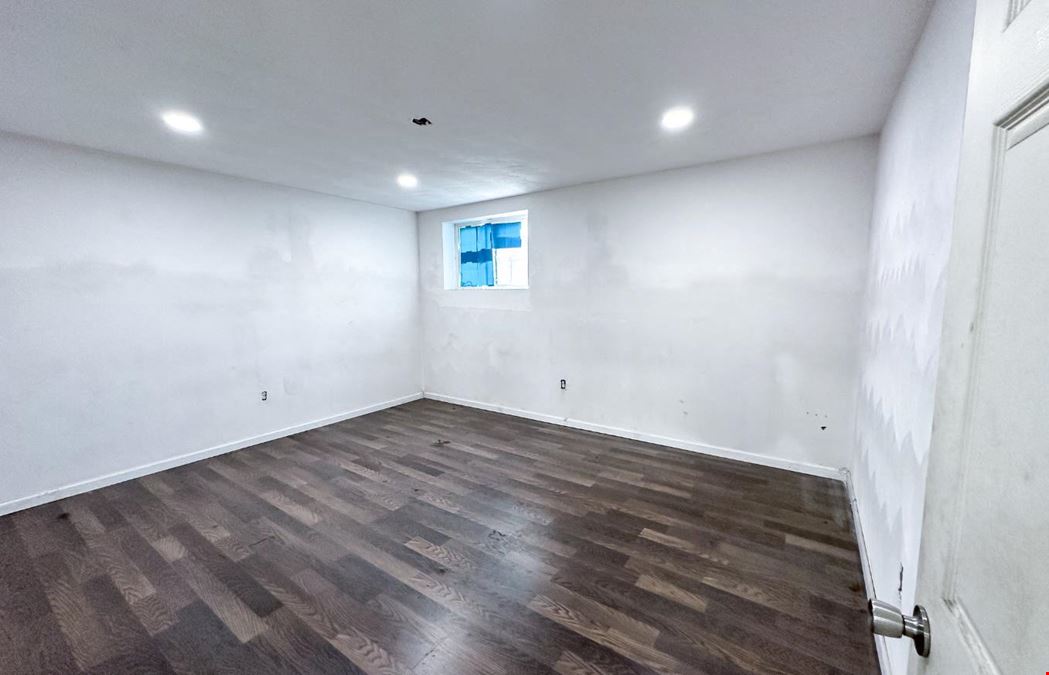 Truck Service Buildings | 3718 & 3716 Garman Rd
