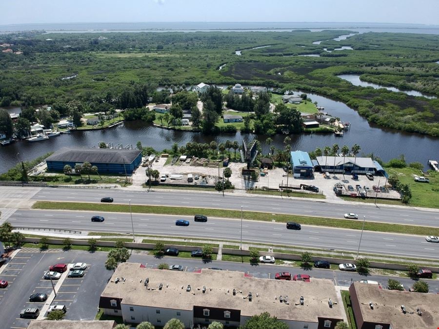 Office property in Tampa, FL