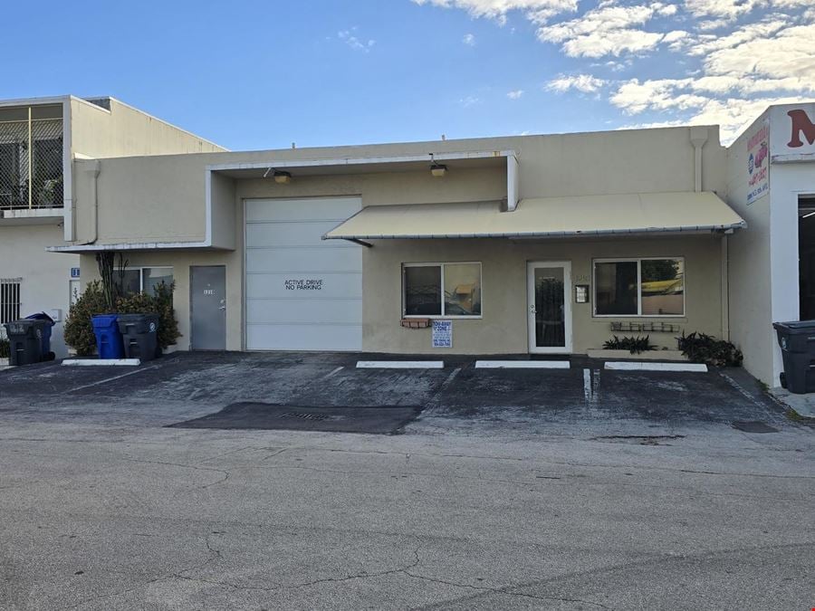 Freestanding Office/Warehouse 100%A/C