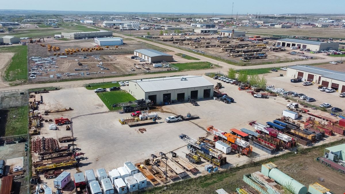 ±10,000 SF Shop | ±3.32 Acre Fenced Concrete Yard