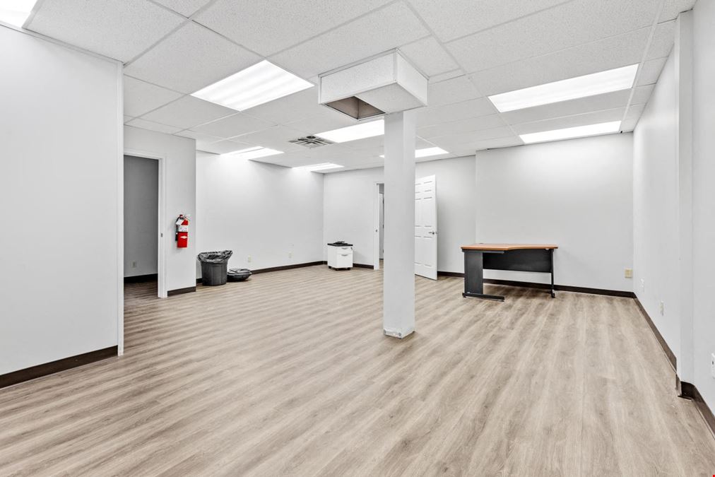 155 Terence Matthews Crescent unit 1&8