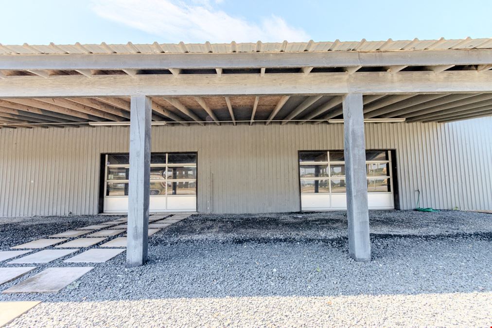 300 N Highway 35