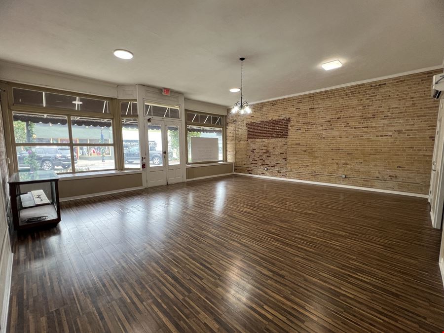 Prime Retail Space in the Heart of Downtown Alachua