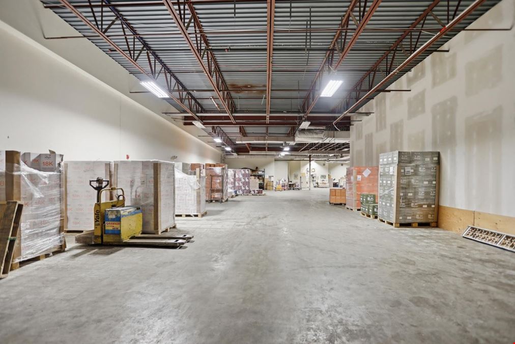 Exceptional Industrial Flex Condominium Unit for Lease in Lawrence, MA