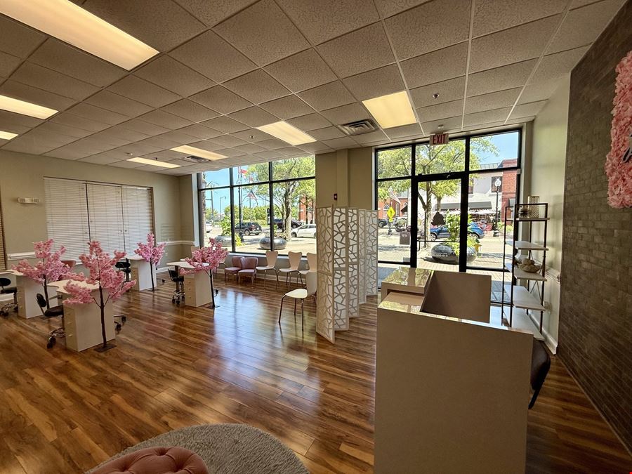 300 Hay Retail Space