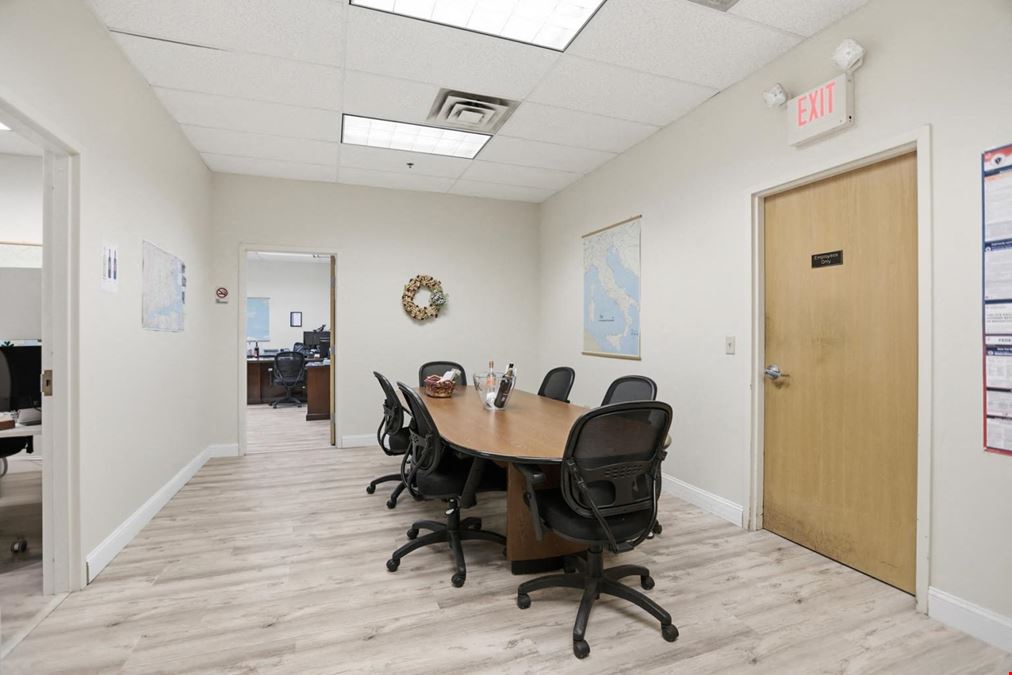 Exceptional Industrial Flex Condominium Unit for Lease in Lawrence, MA